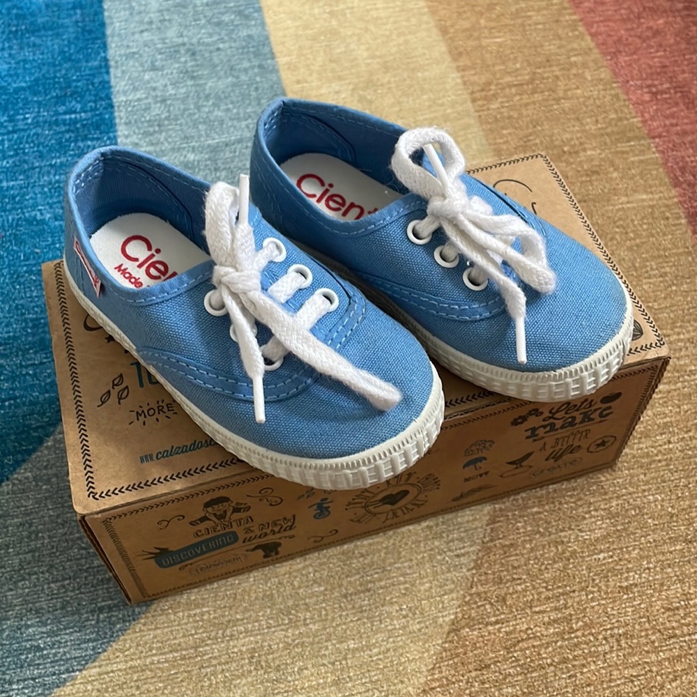 Cienta baby shoes French blue 21 size 5.5
